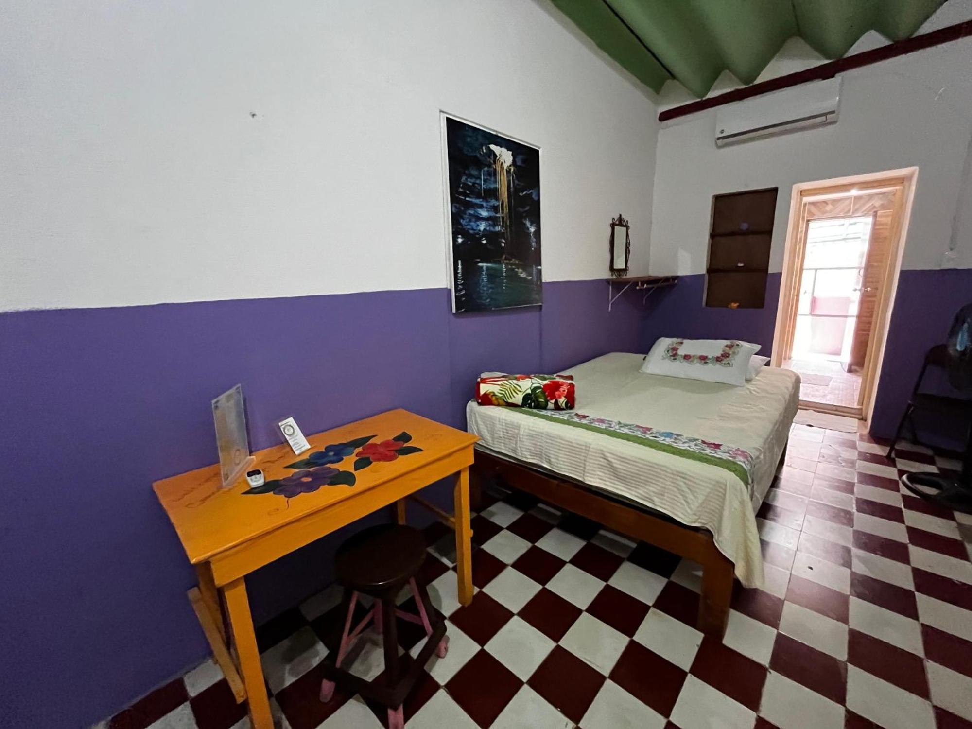 Отель Casona Del Negro Aguilar Вальядолид Экстерьер фото
